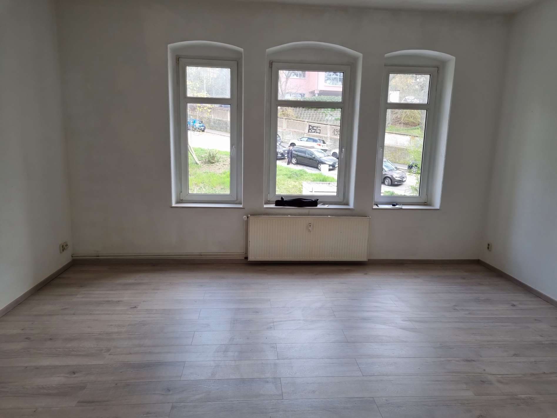 Renovierte 1 Zimmer Wohnung in zentraler ruhiger Lage – Bild 2