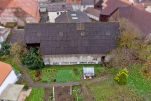 Hinteransicht Stallungen