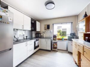 CAM00711P1-PR0044-STILL06